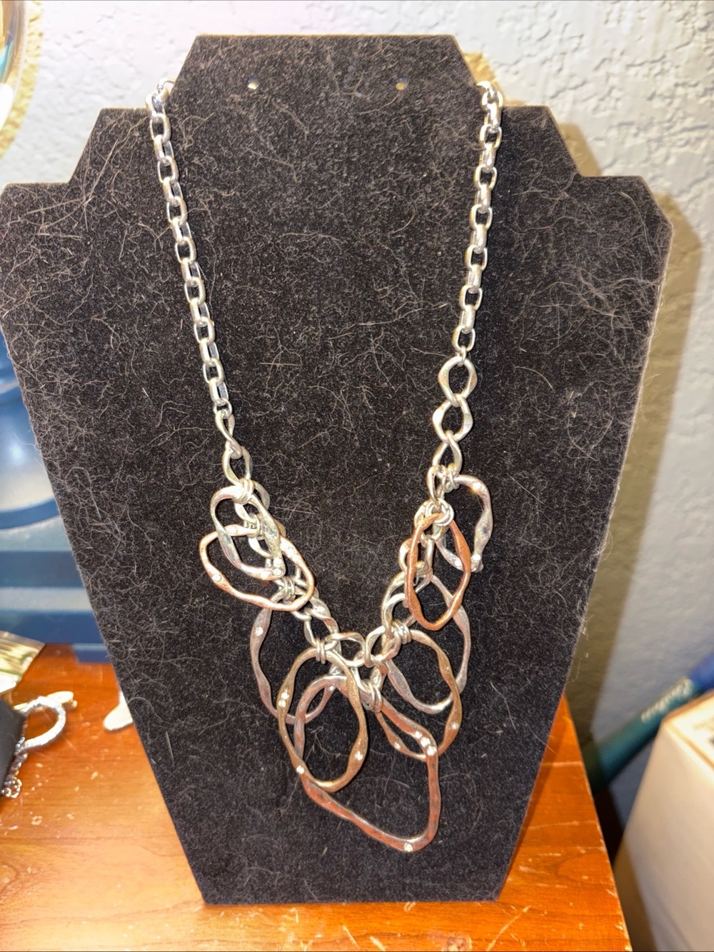 Silvertone Goldtone Coppertone Hammered Rings Scoop Necklace